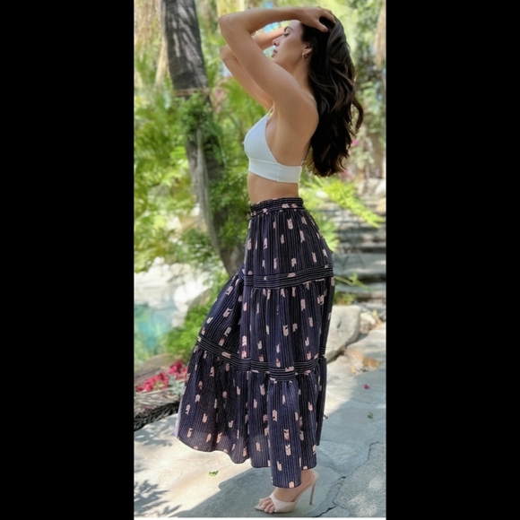 5⭐ Navy Bohemian gypsy multi tiered ruffle long lightweigh high waist maxi skirt - Picture 5 of 9